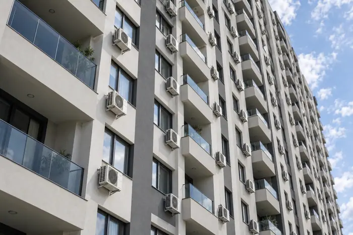 Unitate exterioara: bloc bucuresti casa exterior fatada